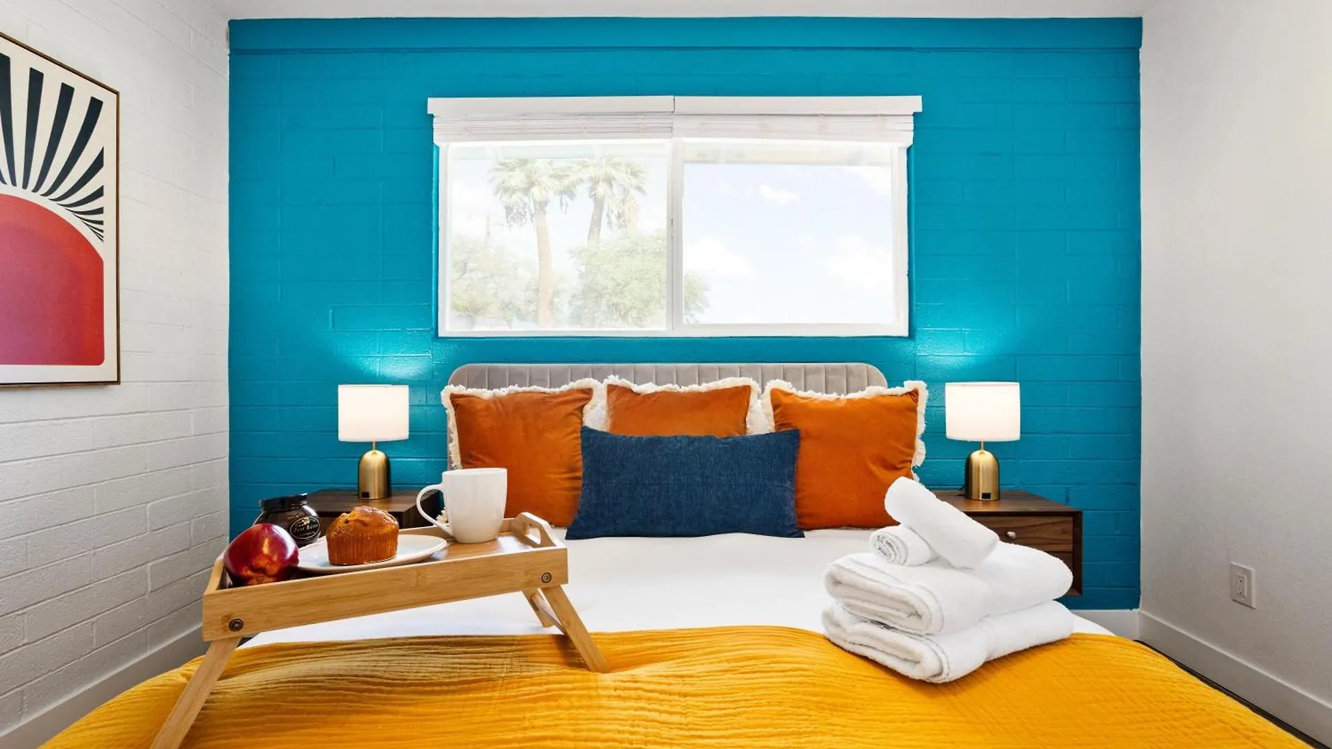 Glimmer - 2 Unit Combo - Sleeps 8 - In Old Town Scottsdale